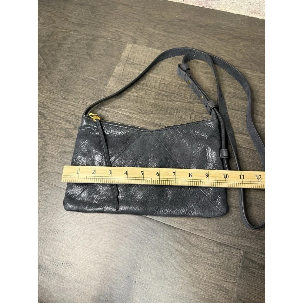 Hobo International Large Black Distressed Leather Crossbody Handbag Good